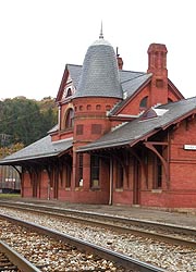 [photo, Railroad Station, 117 East Liberty St., Oakland, Maryland]