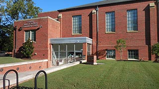 [photo, Dept. of Recreation and Parks, Gen. James F. Fretterd Community Center, 107 South Fourth St., Maryland]