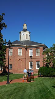 [photo, Talbot County Courthouse (view from West Dover St.), 11 North Washington St., Easton, Maryland]