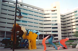 [photo, Garmatz Federal Courthouse, 101 West Lombard St., Baltimore, Maryland]